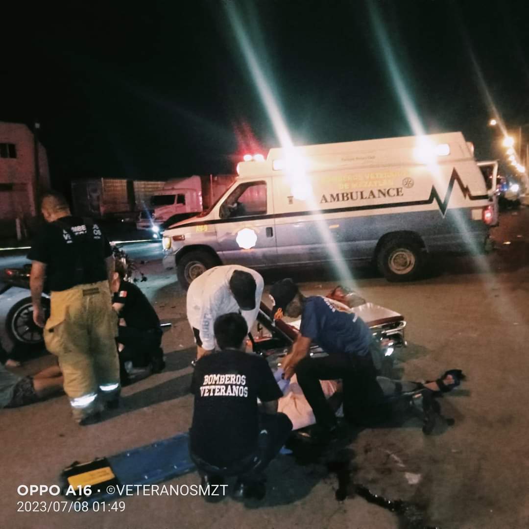 Accidente que dejó una persona sin vida en Mazatlán. Foto: Luis Zatarain