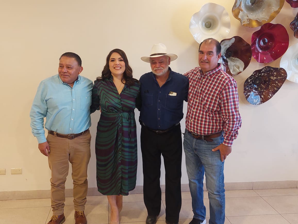 Angelina Valenzuela de Morena a la alcaldía de Ahome