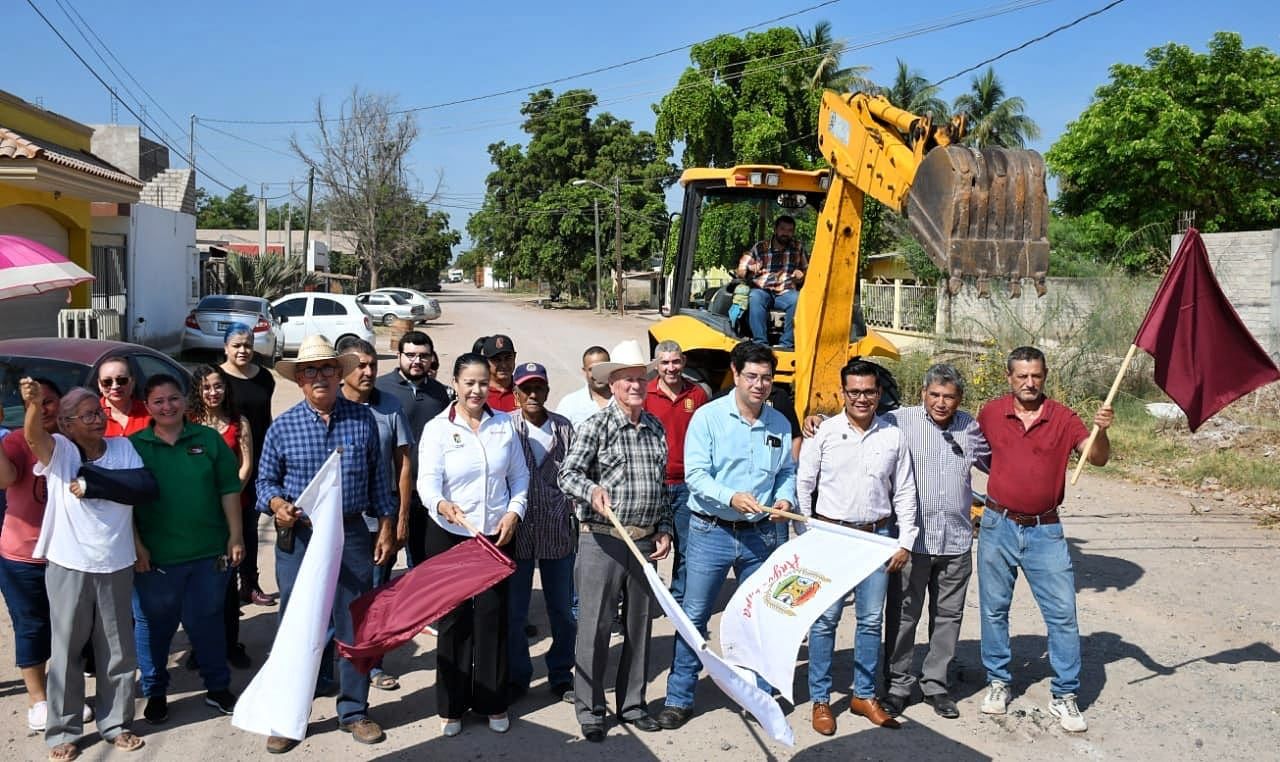 Arrancan obra de pavimentación de una importante vialidad en Angostura; le invierten más de 8 millones de pesos