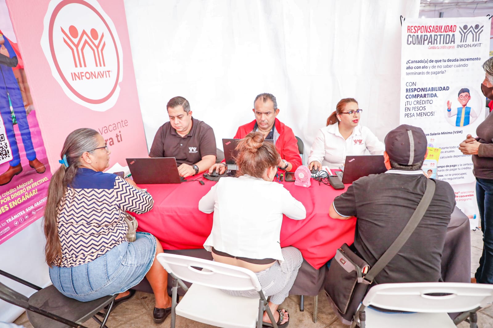 Realizan Feria del Empleo de las Mujeres en Culiacán