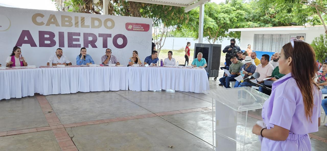 sesión de Cabildo Abierto en la Escuela Primaria “Profesor Carlos García Rivera”, en la sindicatura de Altata