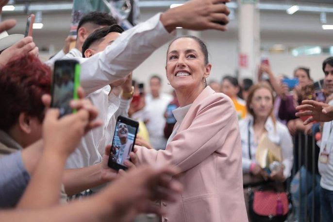 ‘En Sinaloa, es Claudia’: Políticos, estudiantes y profesionistas apoyan a Sheinbaum rumbo al 2024