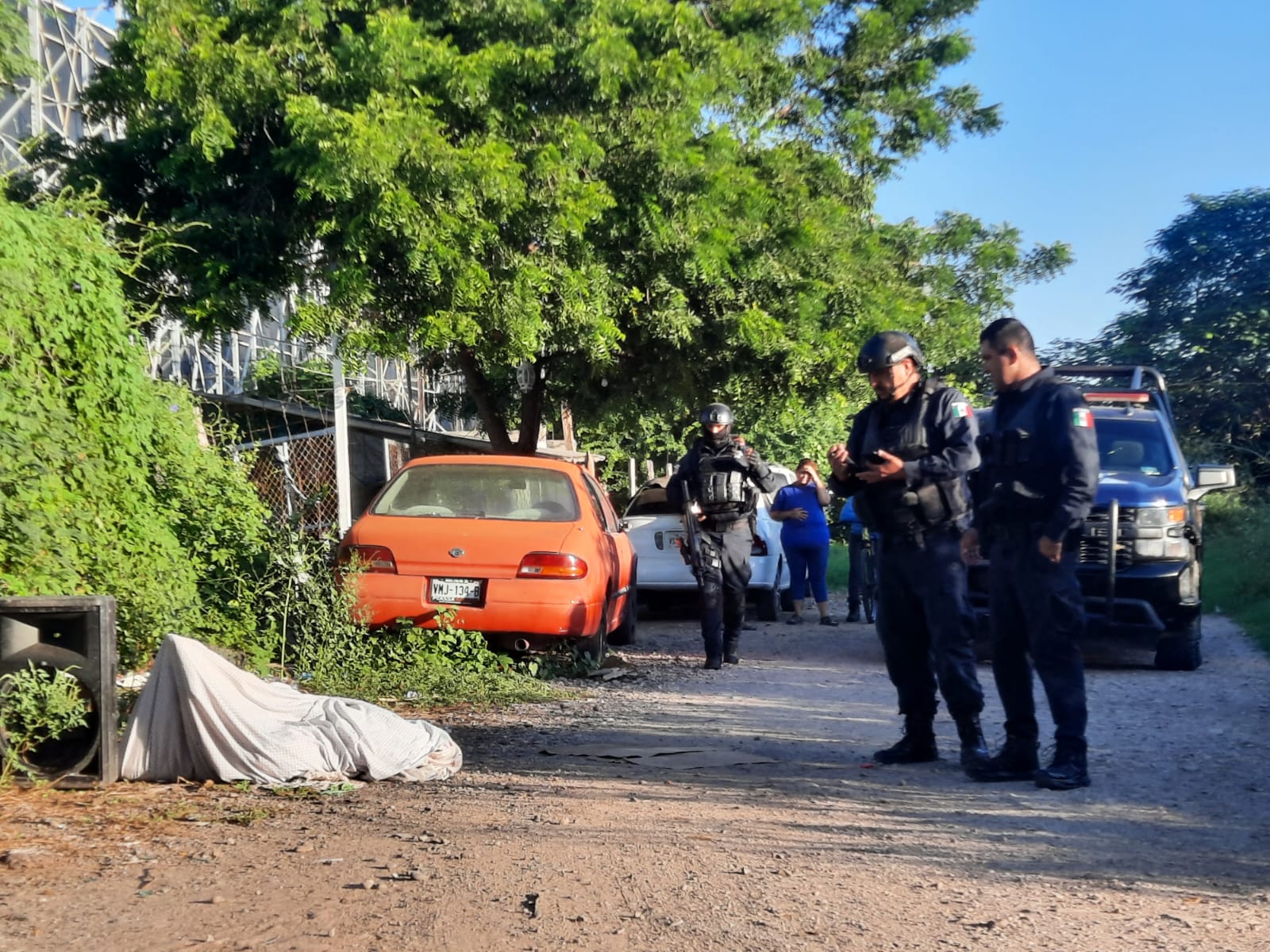 Envuelto en sábanas localizan a una persona sin vida en la colonia Bachigualato de Culiacán Envuelto en sábanas localizan a una persona sin vida en la colonia Bachigualato de Culiacán