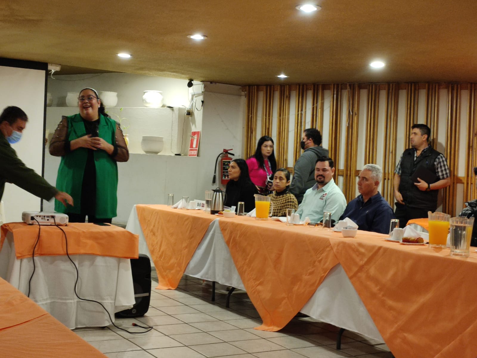 Exhortan a servidores públicos a respetar la labor periodística y los derechos humanos (Ana Karen Rubio)