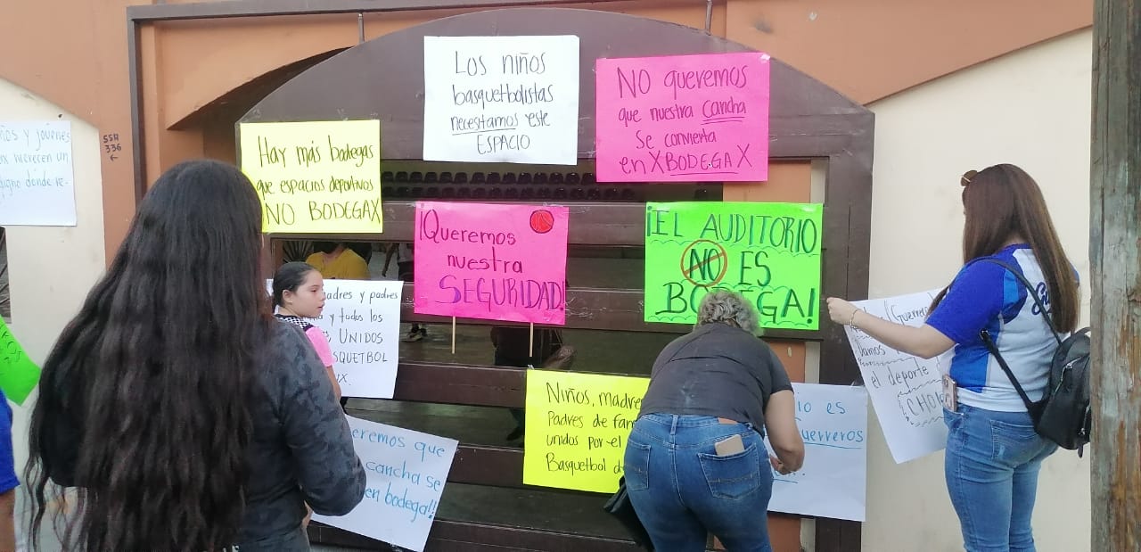 Rectifica el ayuntamiento de Choix, en bodega prestada almacenará fertilizantes y no el auditorio