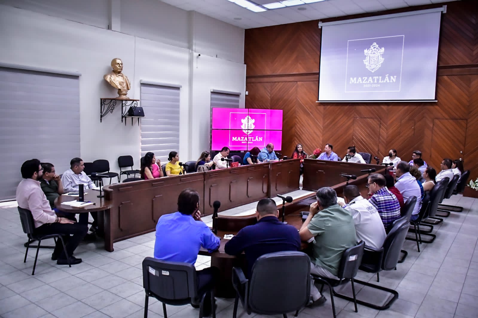 Hay diez funcionarios del Ayuntamiento de Mazatlán 'apuntados' para dejar sus funciones para las campañas