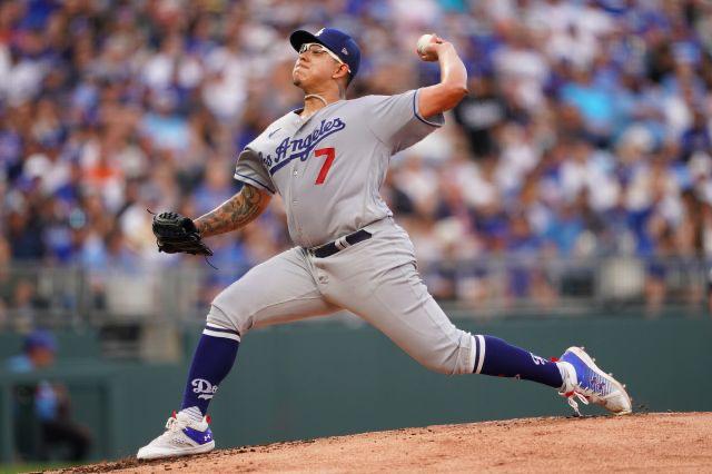 Julio Urías