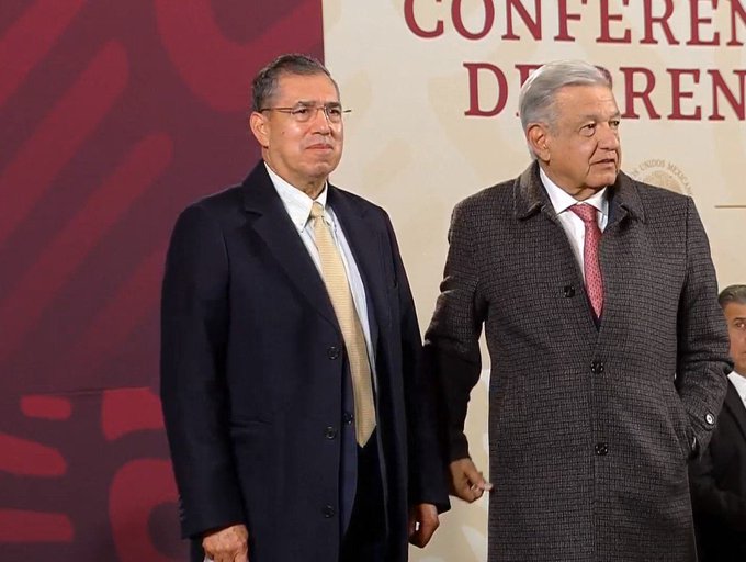Luis Rodríguez Bucio y Andrés Manuel López Obrador. Foto: Cortesía