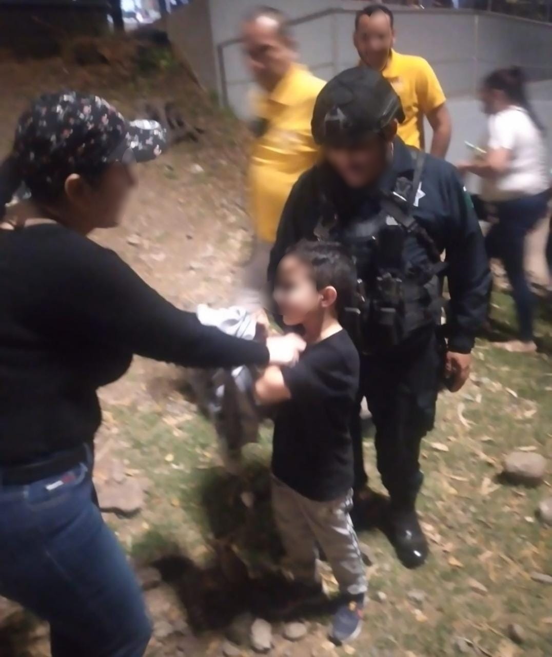 Niño de 7 años se pierde en el parque Las Riberas de Culiacán y es localizado por Bomberos Culiacán
