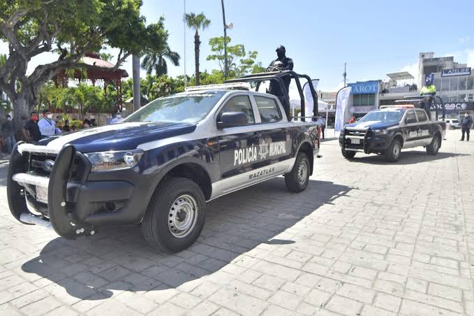 Patrullas de la policía municipal de Mazatlán (cortesía)