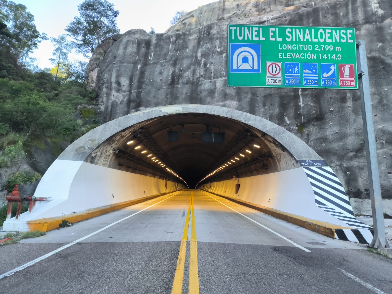Se invierte más de 280 mdp en mantenimiento e iluminación de 30 túneles de la Mazatlán-Durango