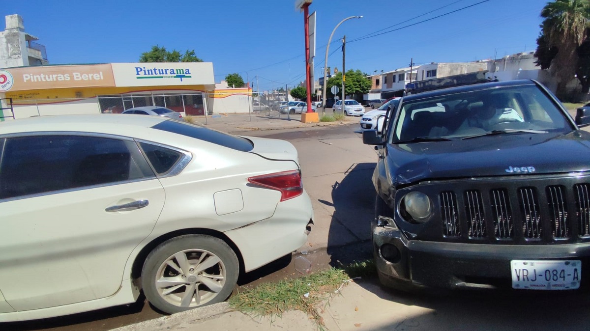 Accidente múltiple en el centro de Los Mochis