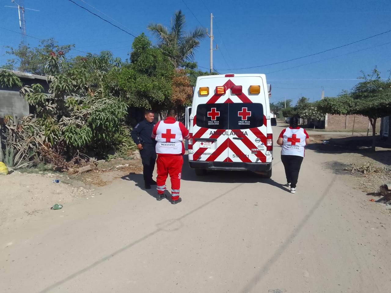 Localizan a una mujer inconsciente sobre una de las calles de Gabriel Leyva  Solano, en Guasave | Los Noticieristas