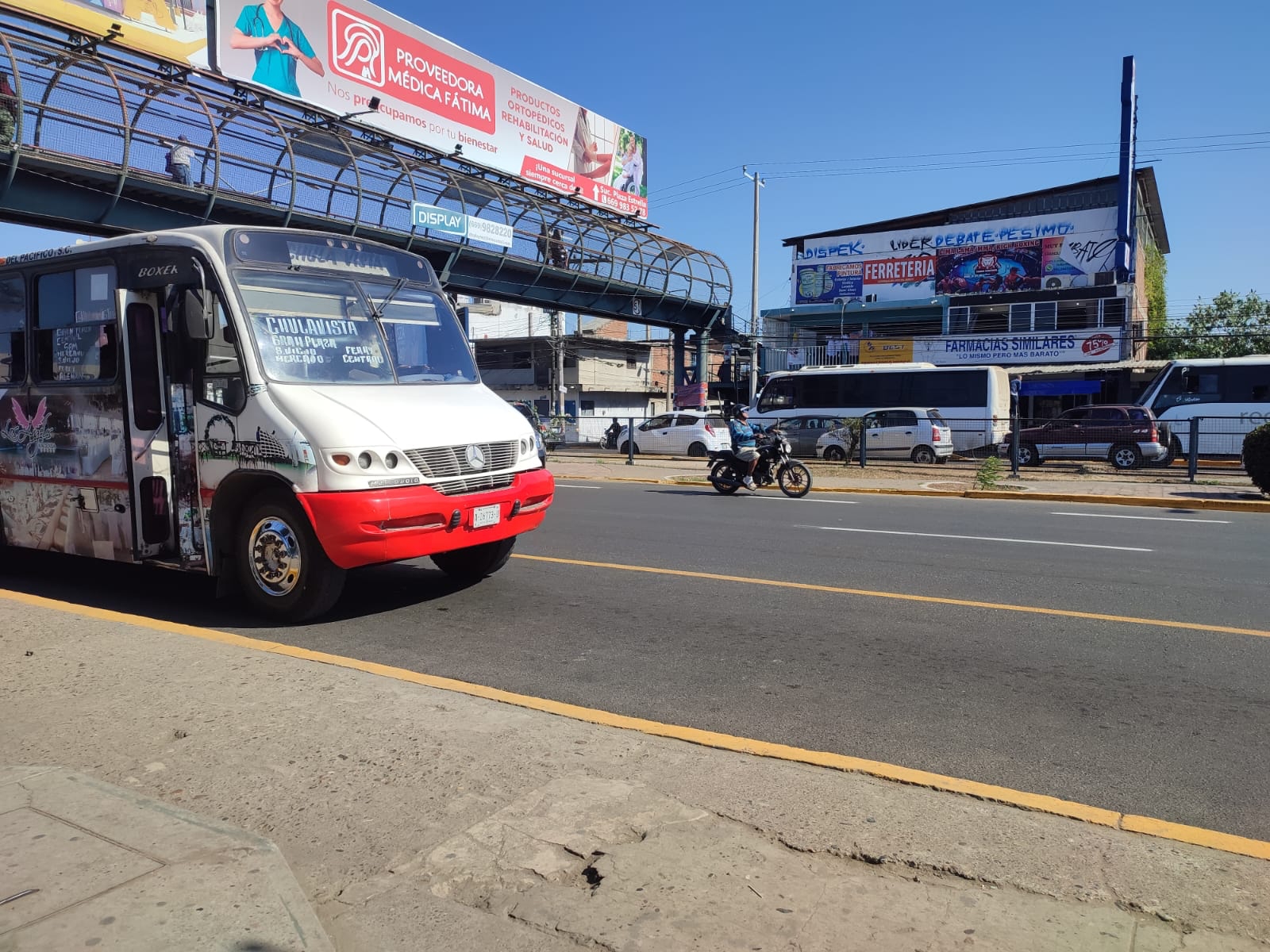 A pesar de las críticas, avanza el proyecto del carril preferencial en Mazatlán