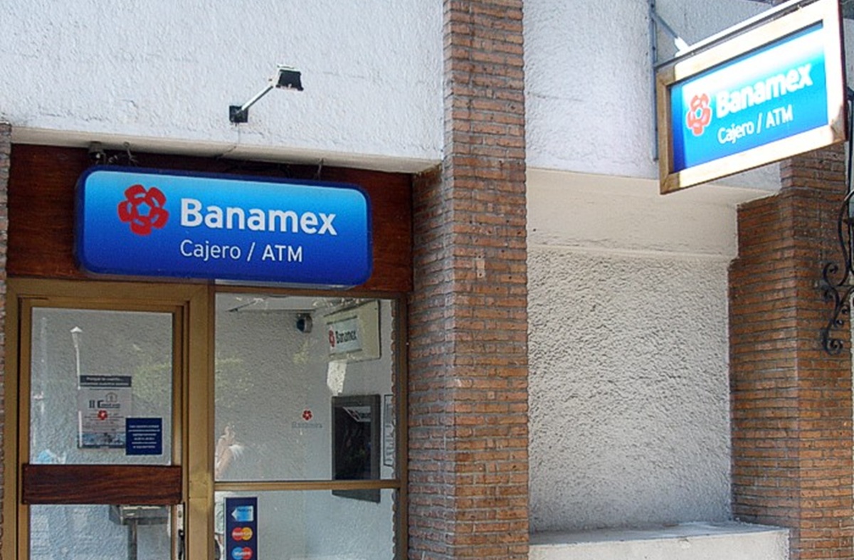 Aviso | Banamex presenta fallas en su app, banca móvil y hasta en cajeros automáticos, este sábado Cajero automático de Banamex