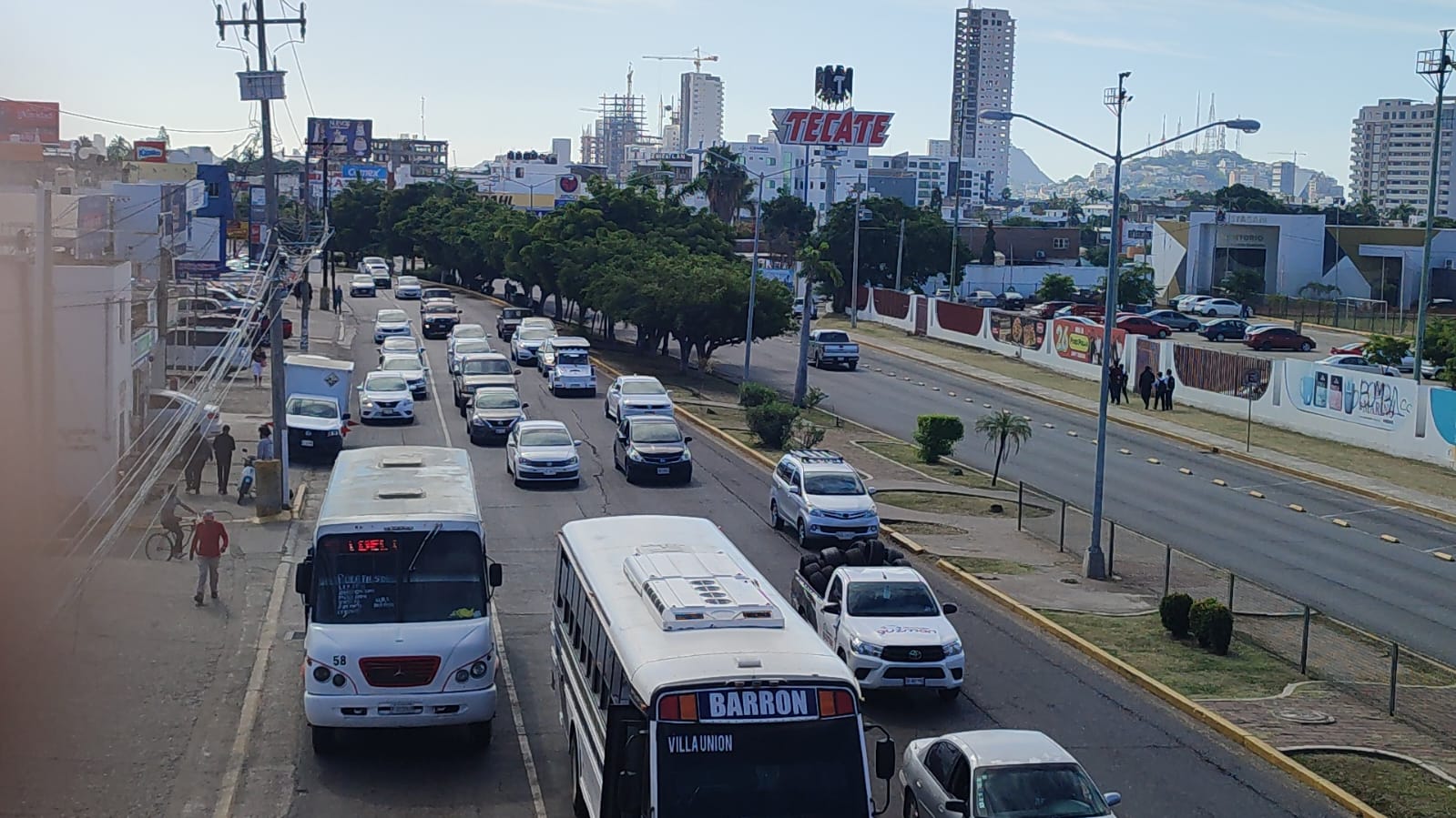 El Carril Preferencial, es un estacionamiento exclusivo de Mazatlán