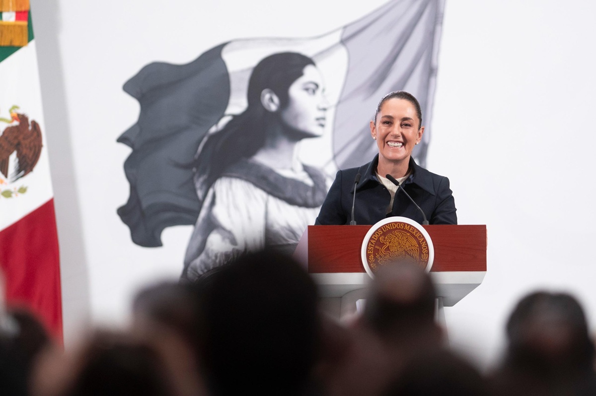 Niega gobierno de Sheinbaum ‘ley espía’ y ‘ley censura’, haciendo una serie de aclaraciones Claudia Sheinbaum en conferencia 'mañanera'