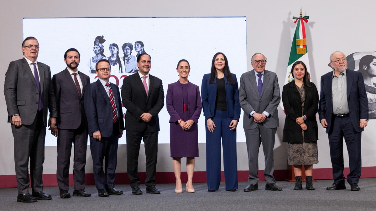 'La única de América Latina'... México abrirá su primera planta de fraccionamiento de plasma humano Claudia Sheinbaum en inversores del sector farmacéutico