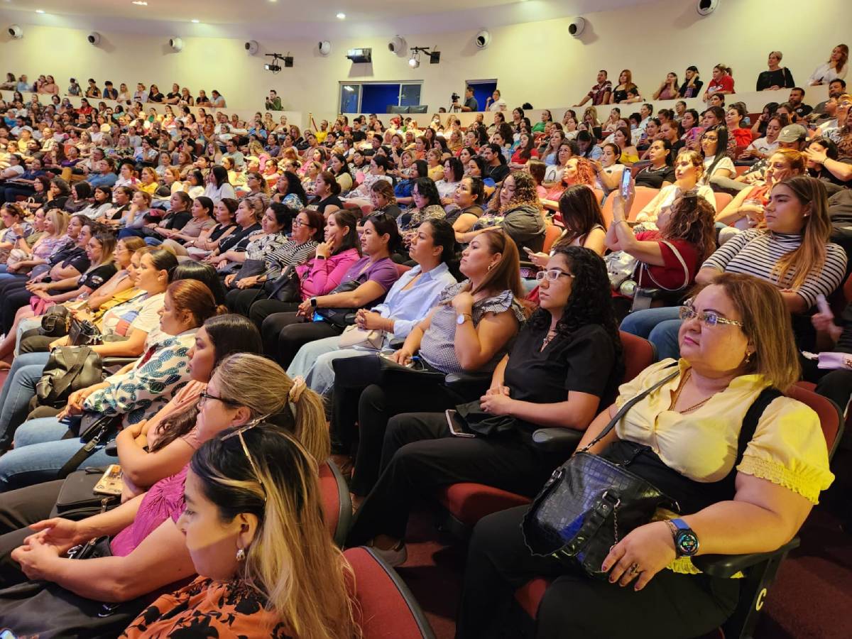 “Estiliza Sinaloa” capacita y equipa a más de 800 estéticas