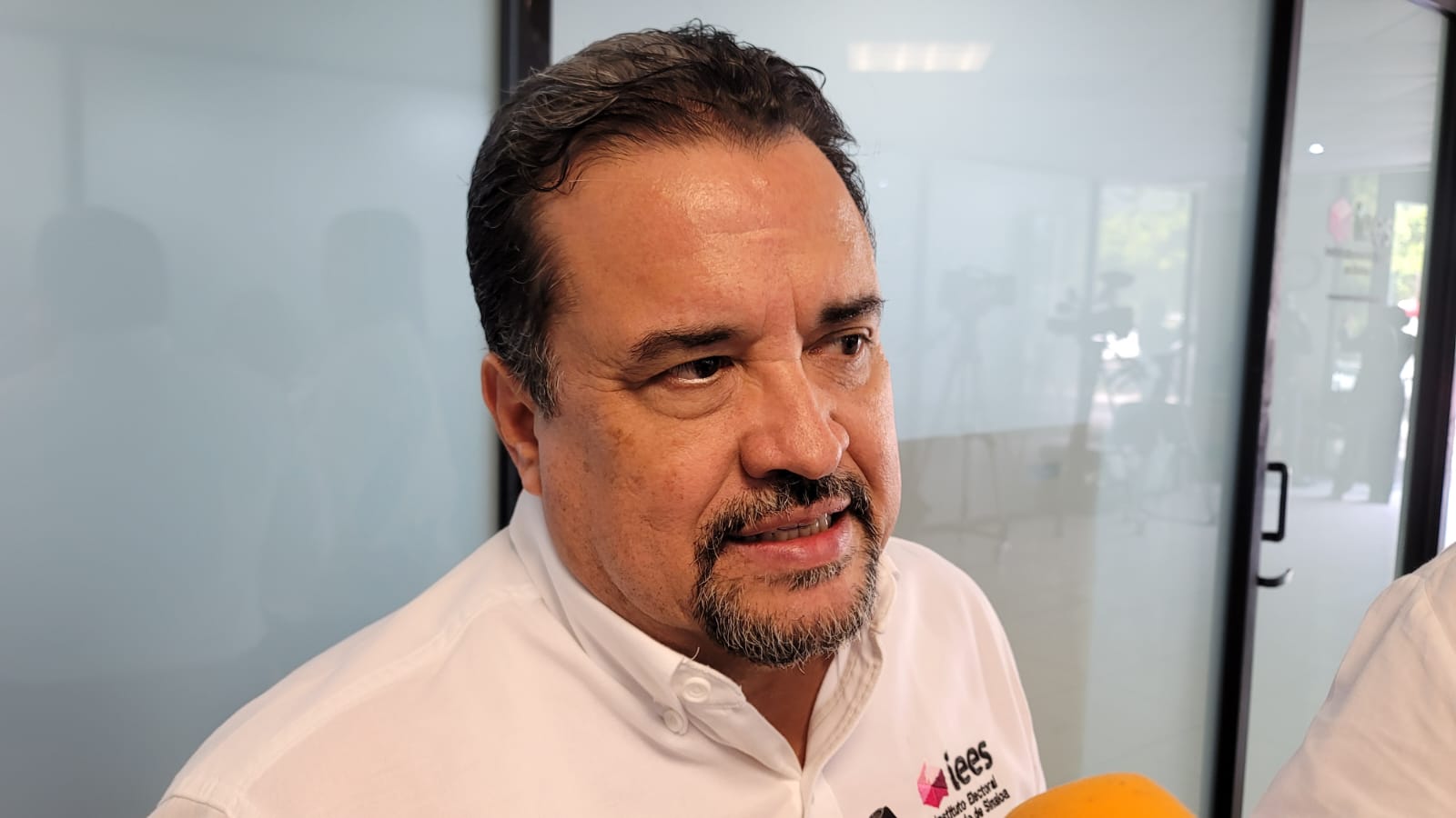 consejero presidente del IEES, Arturo Fajardo Mejía