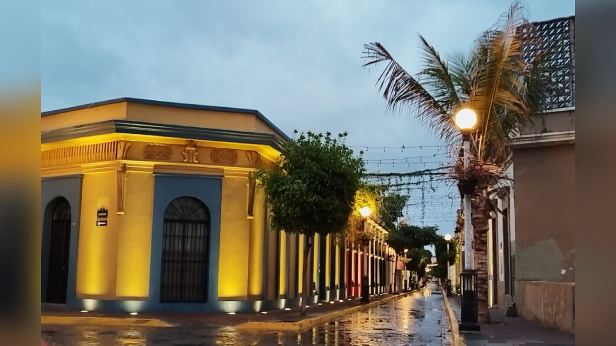 Se cumple el pronóstico y continúan las lluvias ligeras en Mazatlán