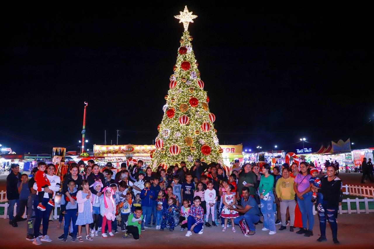 DIF Culiacán lleva a familias de zonas vulnerables a la Verbena