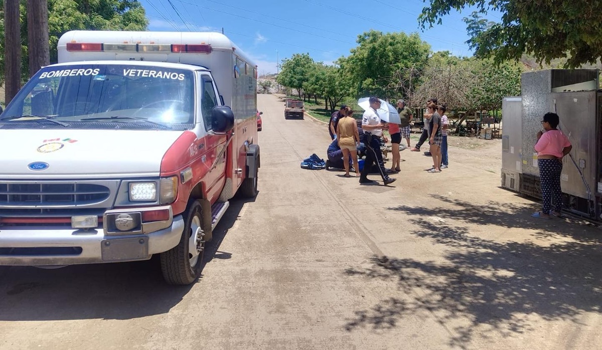 Una mujer y una menor lesionadas en accidente de moto en Mazatlán