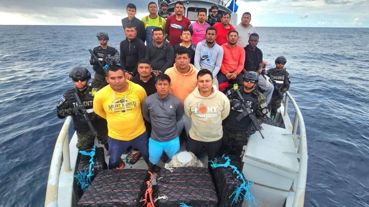 Histórico golpe al narcotráfico El Salvador incauta 6.3 toneladas de cocaína y captura a tres mexicanos
