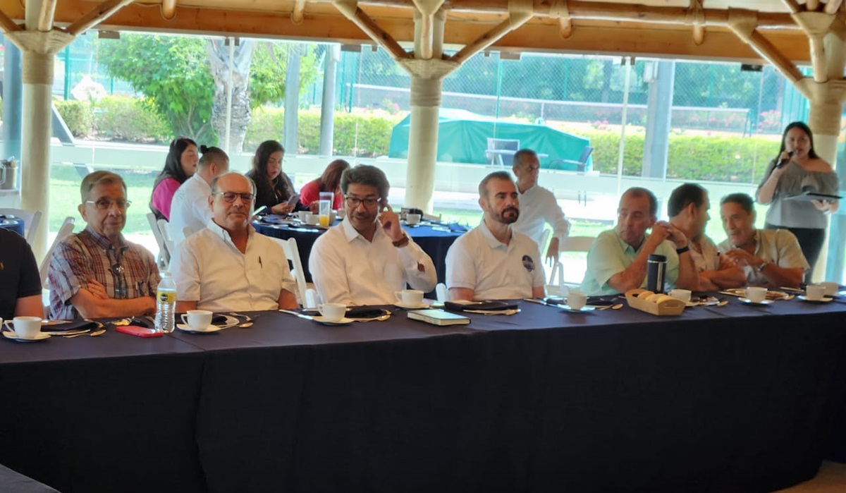 Más empresarios se suman a rehabilitación de auditorio Héroes de Sinaloa en Guasave