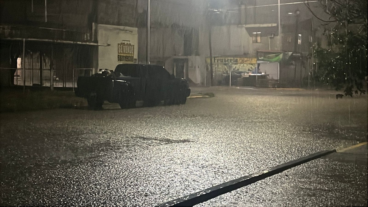 Fuertes lluvias por tercero día consecutivo en Guasave