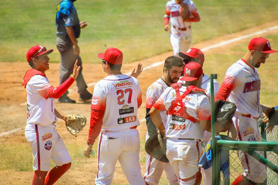 Duelo de líderes en la tercera jornada de beisbol de la Chevron-Clemente Grijalva Duelo de líderes en la tercera jornada de beisbol de la Chevron-Clemente Grijalva