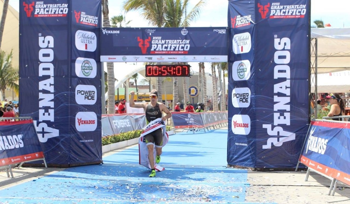 Maratón y Triatlón Pacífico en Mazatlán