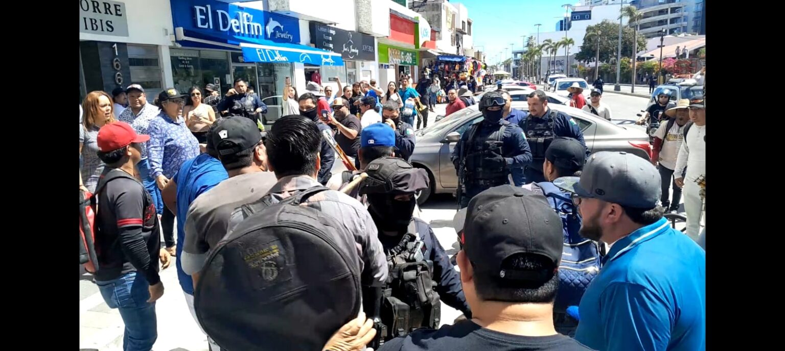 Niega alcalde de Mazatlán que policías intentaran detener a músicos a