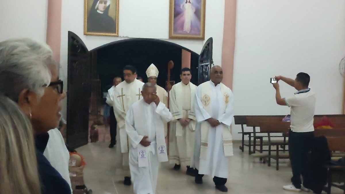Obispo de Culiacán visita el norte de Sinaloa con motivo del docenario de la Virgen de Guadalupe