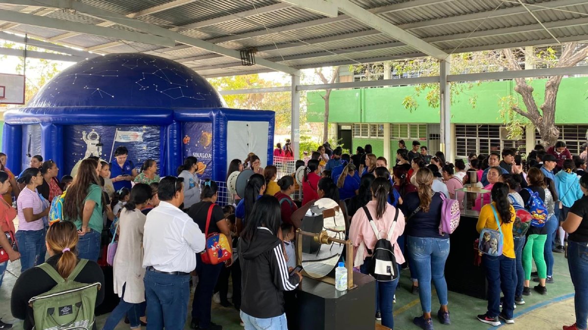 Decenas de niños disfrutan del Programa Ciencia en Movimiento de visita en Villa Unión