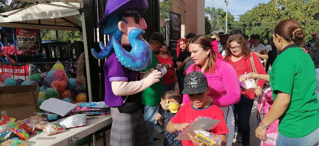 Festejan Día de Reyes en Mazatlán