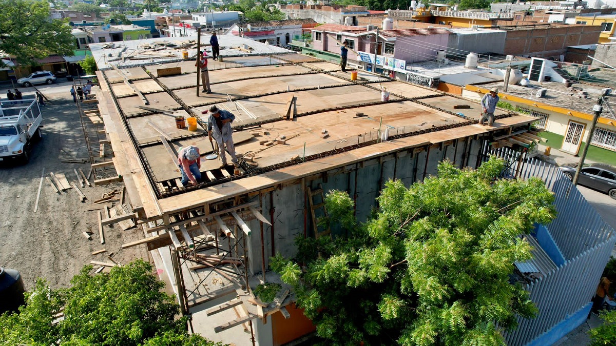 Reconstrucción primaria Sixto Osuna, en Mazatlán