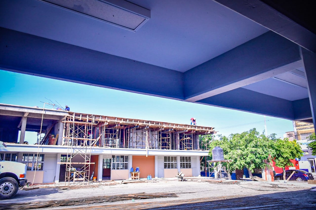 Reconstrucción primaria Sixto Osuna, en Mazatlán