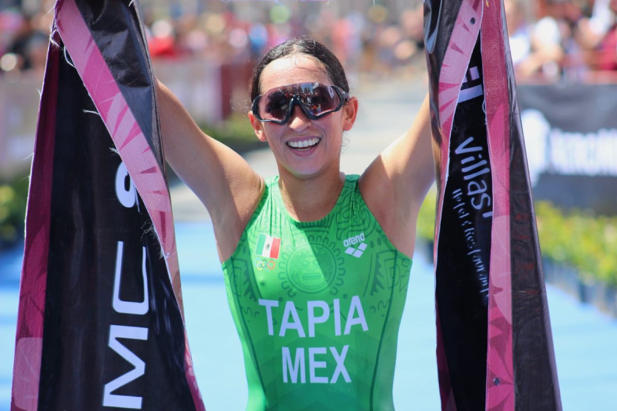 Rosa María Tapia logra el oro en el Triatlón Astri Mazatlán
