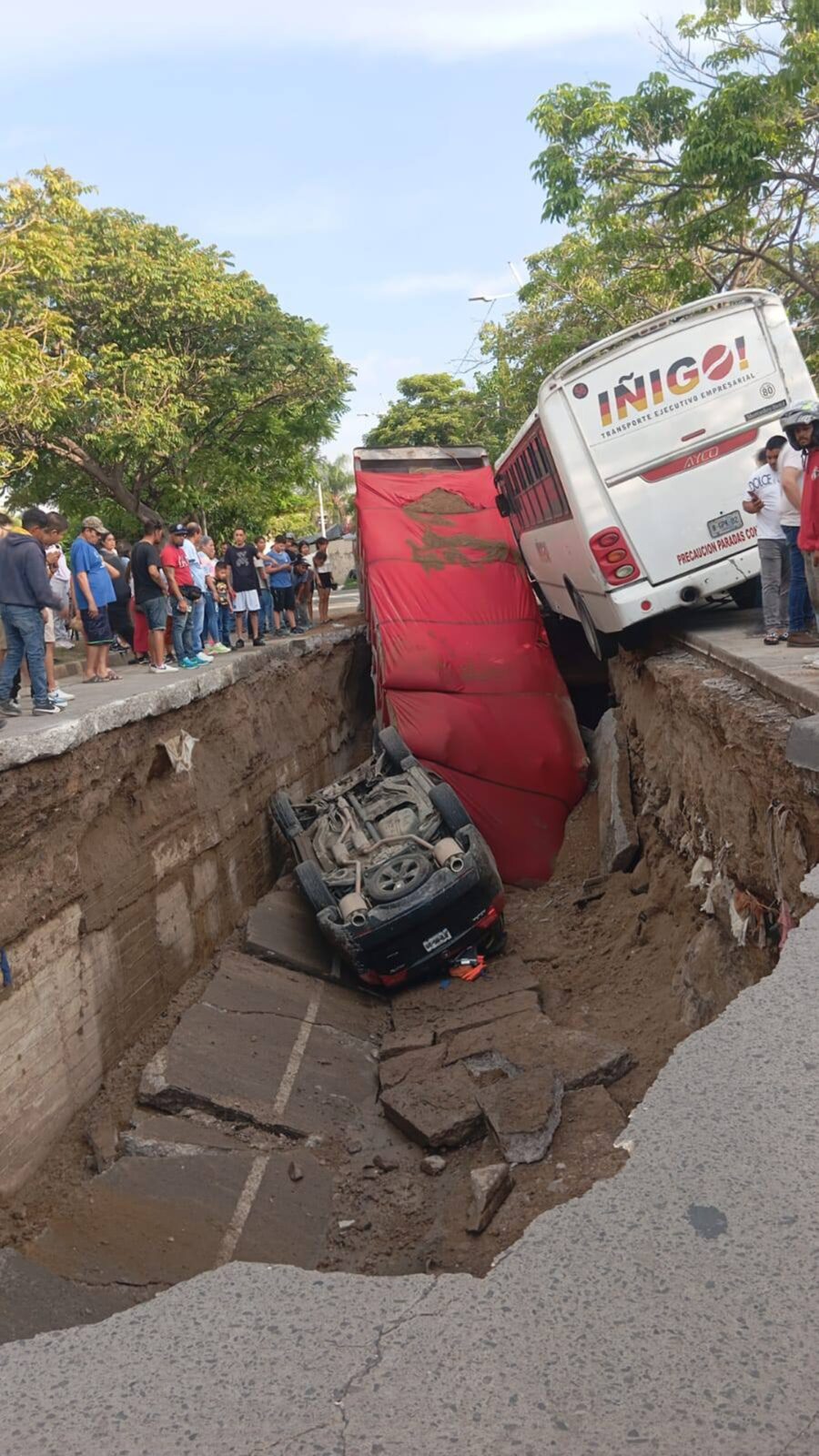 Socavón en Guadalajara
